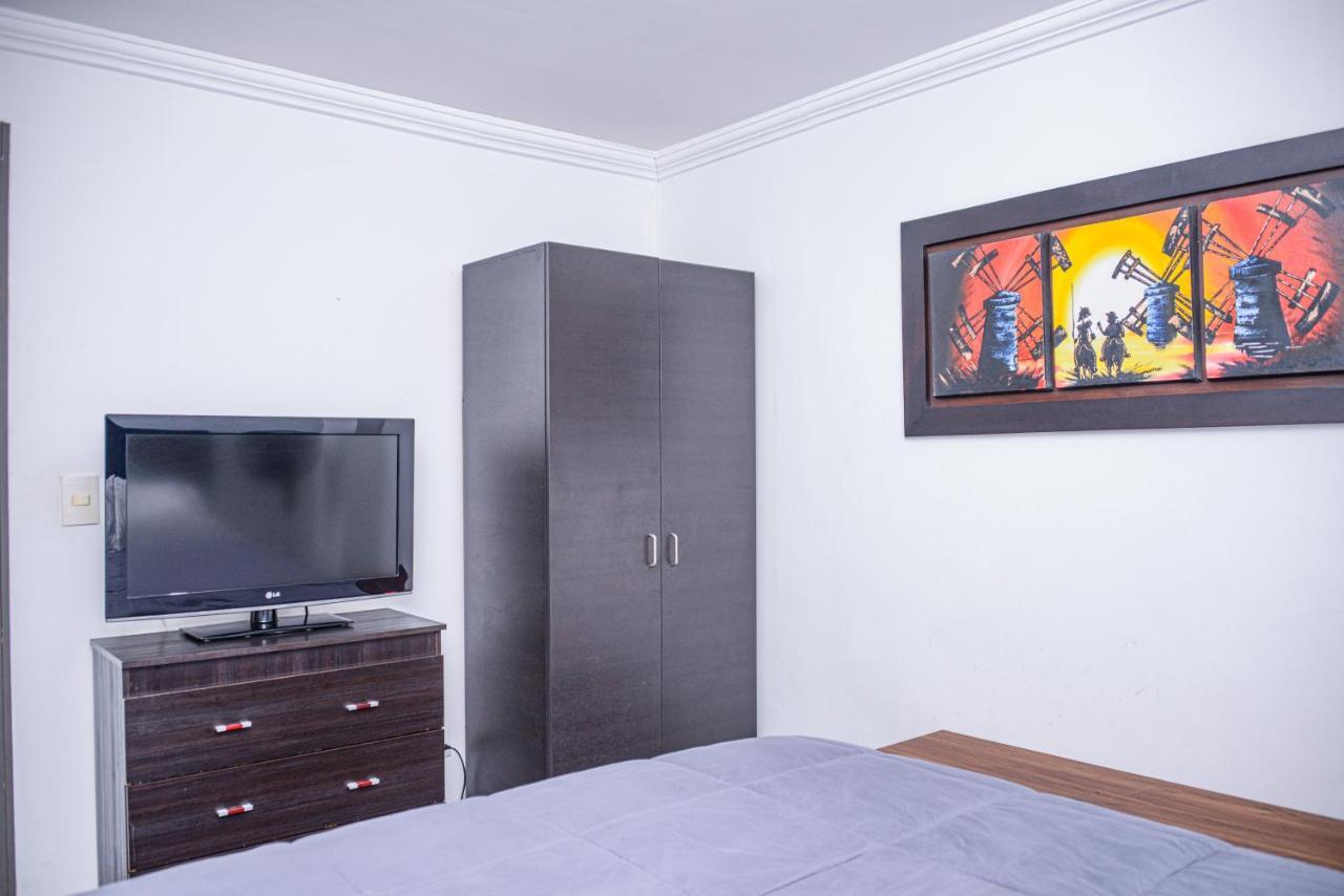 Apartment Carrera 301 Medellin Luaran gambar